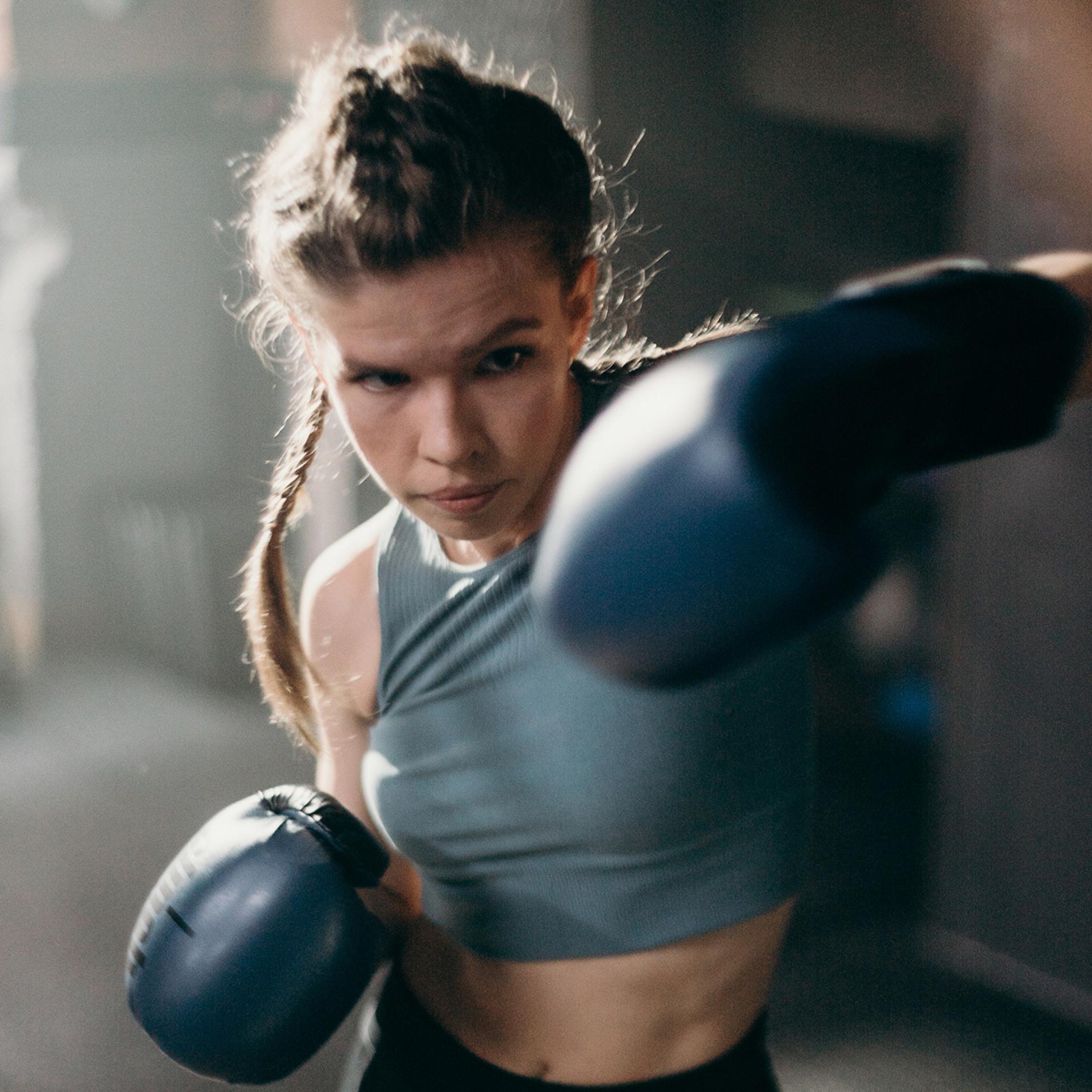 Boxing girl