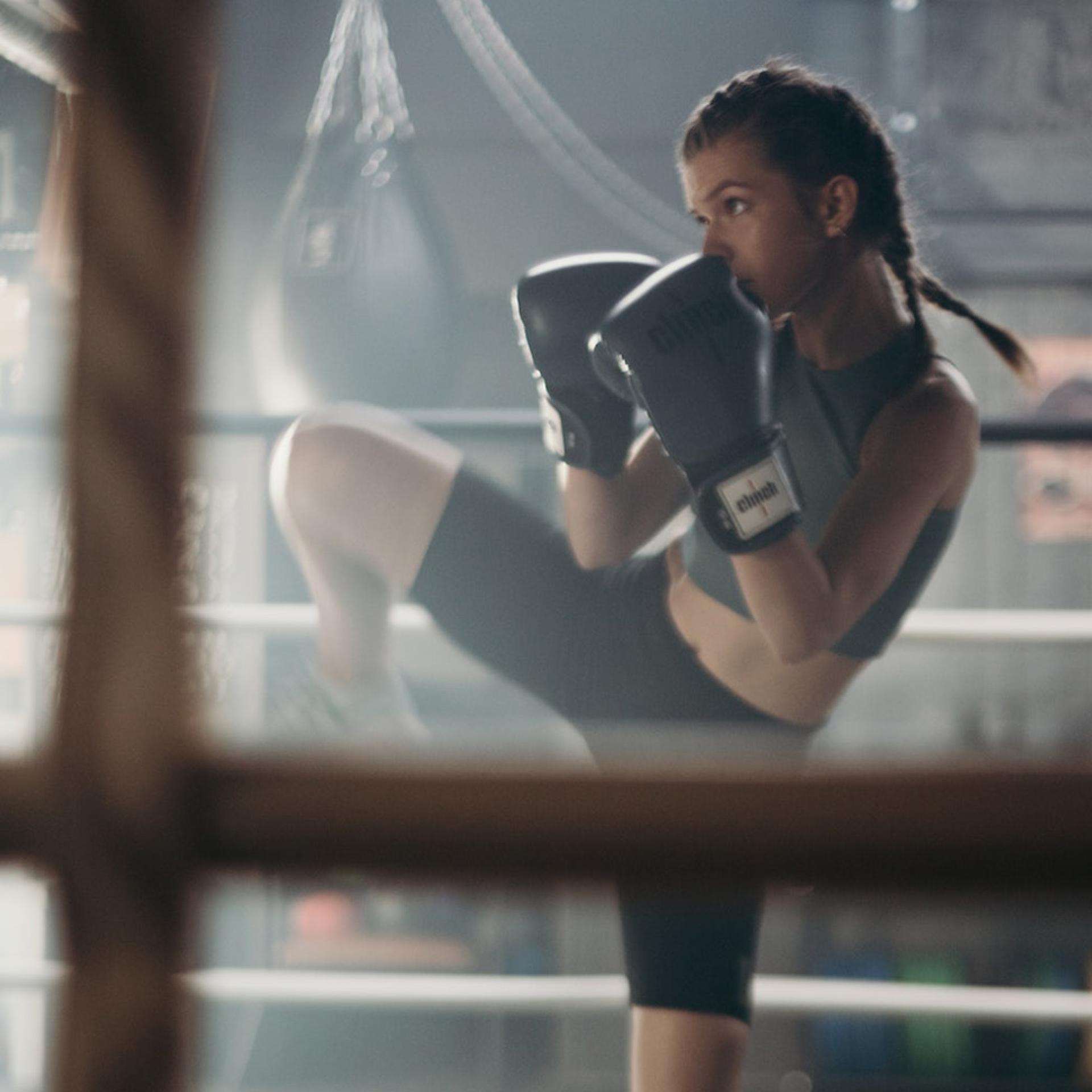 Boxing girl